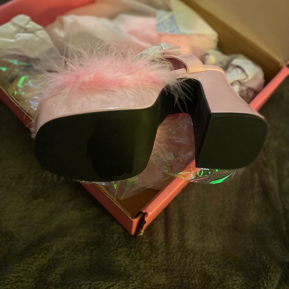 Sugar Thrillz heels - Picture 2 of 4